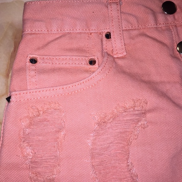 High waisted short - Picture 3 of 3